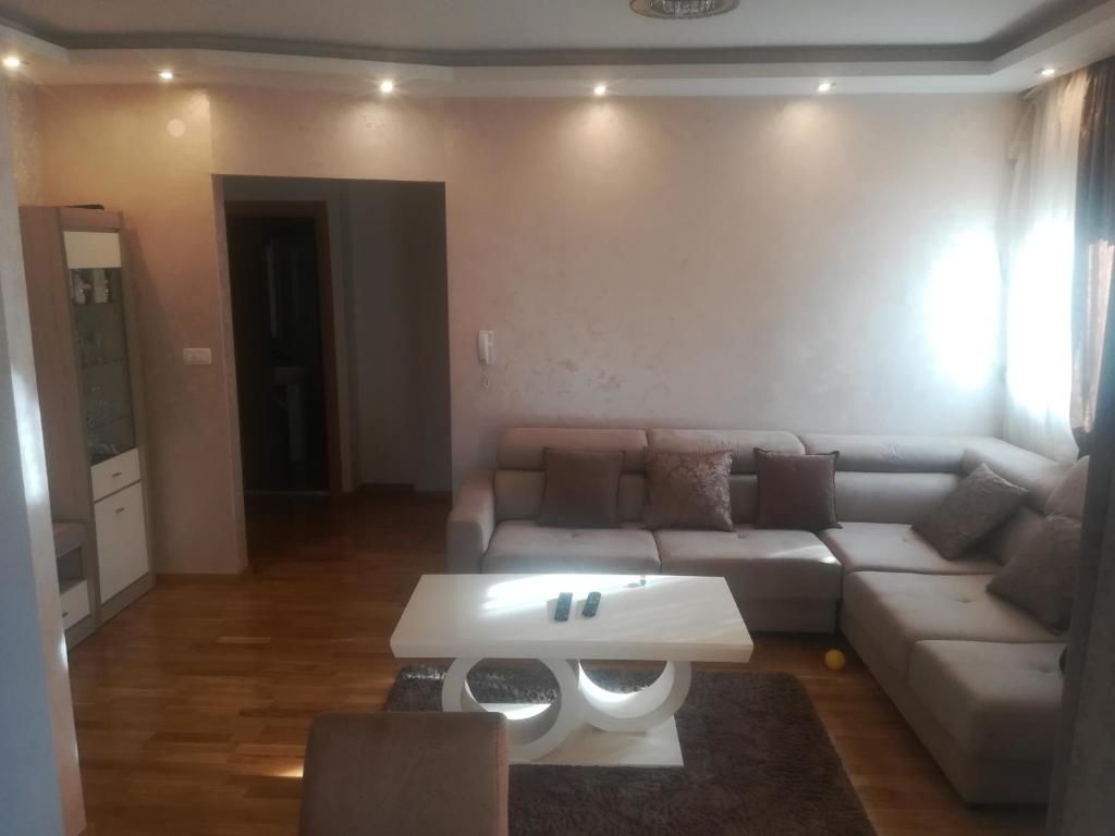 Апартаменты Apartman Luka Цетине