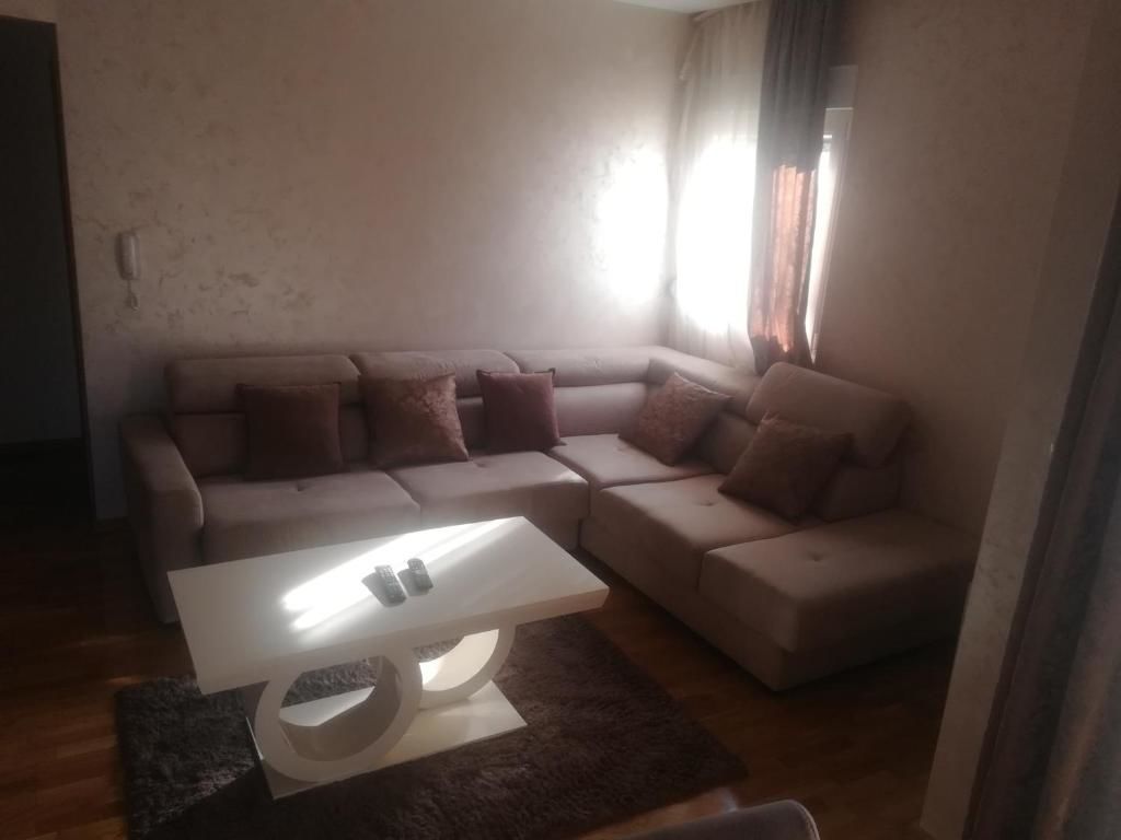 Апартаменты Apartman Luka Цетине